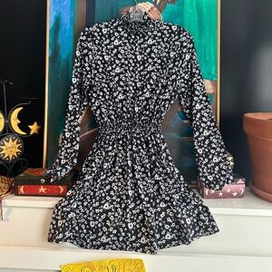 Ripe Boho Black and White Floral Long Sleeve Dress Medium